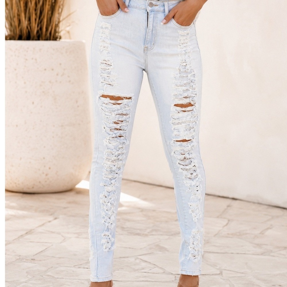 Fashion Nova Womens High Rise Distressed Shredded Skinny‎ Jeans Light Wash 7